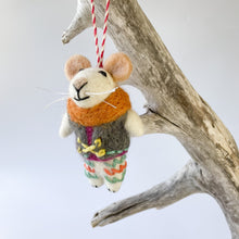 Load image into Gallery viewer, Hiking Mouse