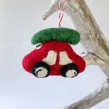 Load image into Gallery viewer, Christmas Car