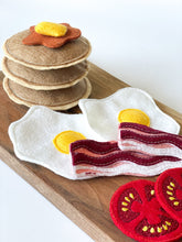 Load image into Gallery viewer, Felt Breakfast Play Set. Play kitchen food. Preschool kindergarten toys. Role-Playing Toys, Felt Toy For Kid, Montessori Toys, Pretend Play.