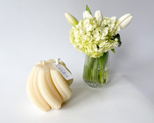 Load image into Gallery viewer, Swirl Candle