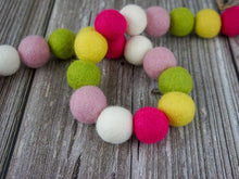 Load image into Gallery viewer, Spring Garland. Easter Garland. Pom Poms Garland. Felt Balls Garland. Felt Pompom Garland