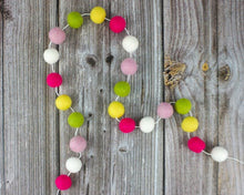 Load image into Gallery viewer, Spring Garland. Easter Garland. Pom Poms Garland. Felt Balls Garland. Felt Pompom Garland