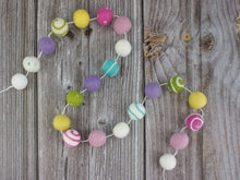 Load image into Gallery viewer, Spring Garland. Easter Garland. Pom Poms Garland. Felt Balls Garland. Felt Pompom Garland