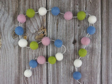 Load image into Gallery viewer, Spring Garland. Easter Garland. Pom Poms Garland. Felt Balls Garland. Felt Pompom Garland