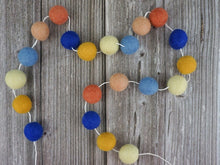 Load image into Gallery viewer, Boho Garland. Boho Decor. Felt Pom Poms Garland.Felt Balls Garland. Felt Pompom Garland