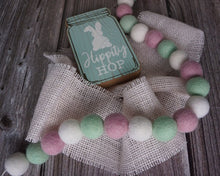 Load image into Gallery viewer, Spring Garland. Felt Pom Poms Garland.Felt Balls Garland. Felt Pompom Garland