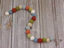 Load image into Gallery viewer, FALL Garland. FALL Decor. Felt Pom Poms Garland. Felt Balls Garland. Felt Pompom Garland