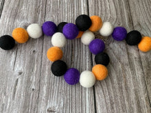 Load image into Gallery viewer, HALLOWEEN DECOR. Halloween Garland. Pom Poms Garland. Fall Decor. Autumn Decor