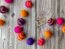 Load image into Gallery viewer, HALLOWEEN DECOR. Halloween Garland. Pom Poms Garland. Fall Decor. Autumn Decor