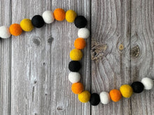 Load image into Gallery viewer, HALLOWEEN DECOR. Halloween Garland. Pom Poms Garland. Fall Decor. Autumn Decor