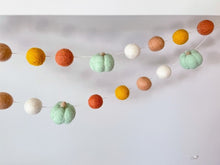 Load image into Gallery viewer, FALL Decor. Pom Poms Garland. Pumpkin Decor. Pumpkin Garland. Felt Pompom Garland