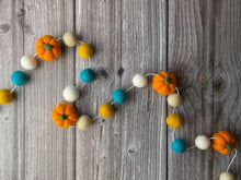 Load image into Gallery viewer, FALL Decor. Pom Poms Garland. Pumpkin Decor. Pumpkin Garland. Felt Pompom Garland