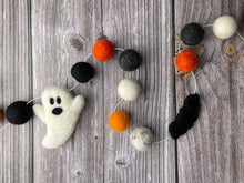 Load image into Gallery viewer, HALLOWEEN DECOR. Halloween Garland. Pom Poms Garland. Ghost Garland. Fall Decor. Autumn Decor