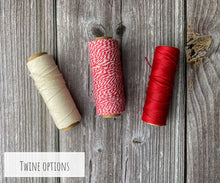 Load image into Gallery viewer, Christmas Felt Garland. Felt Pom Poms Garland.Felt Balls Garland. Felt Pompom Garland