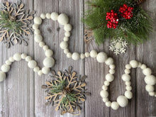 Load image into Gallery viewer, Farmhouse Felt Garland. Felt Pom Poms Garland.Felt Balls Garland. Felt Pompom Garland