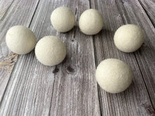 Load image into Gallery viewer, Wool Dryer Balls. Dryer Balls. Felt Balls. Zero Waste. Fabric Softner. Eco Friendy. Laundry Balls.