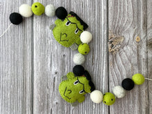 Load image into Gallery viewer, HALLOWEEN DECOR. Halloween Frankenstein Garland. Pom Poms Garland. Frankenstein Garland. Fall Decor. Autumn Decor