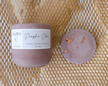 Load image into Gallery viewer, Pumpkin Chai, Pumpkin Spice - Scented Soy Wax Candle. Wooden Cracking Wick. Cement Candle. Unique Concrete Candle