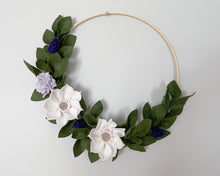 Load image into Gallery viewer, Felt Wreath. Felt Flowers Wreath. Spring Wreath. Greenery Wreath.
