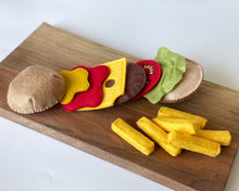 Load image into Gallery viewer, Felt Hamburger Play Set. Play kitchen food. Preschool kindergarten toys. Role-Playing Toys, Felt Toy For Kid, Montessori Toys, Pretend Play.
