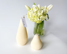 Load image into Gallery viewer, pear shape decorative pillar candle 
