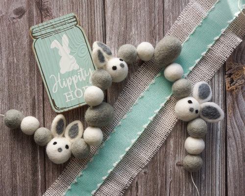 Easter Garland. Spring Garland. Bunny Garland. Pom Poms Garland. Felt Balls Garland. Felt Pompom Garland