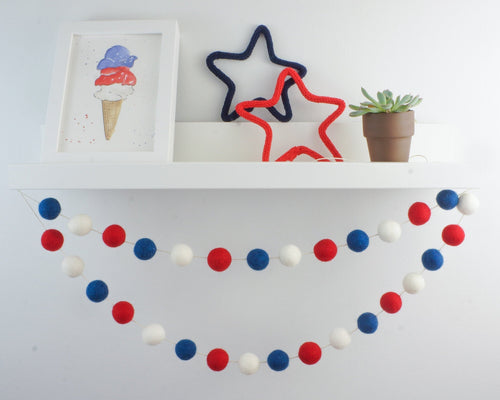 Pom Pom Garland. 4th of July Garland. 4th of July Decor. Felt Balls Garland. Felt Pompom Garland