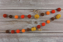 Load image into Gallery viewer, FALL Decor. Pom Poms Garland. Pumpkin Decor. Pumpkin Garland. Felt Pompom Garland
