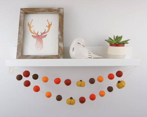 FALL Decor. Pom Poms Garland. Pumpkin Decor. Pumpkin Garland. Felt Pompom Garland