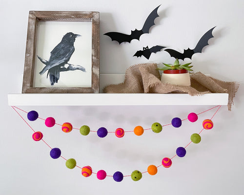 HALLOWEEN DECOR. Halloween Garland. Pom Poms Garland. Fall Decor. Autumn Decor