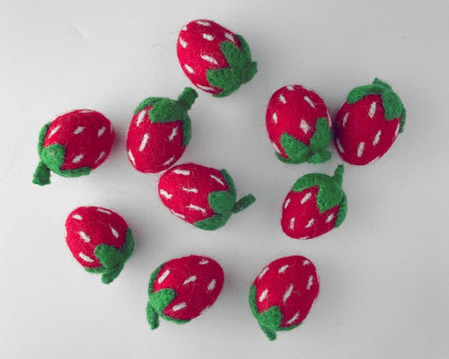 Felt Strawberry. Felt Red Strawberies. Wool Strawberies. Felted Strawberies. Strawberry decor. Strawberry felt decoration