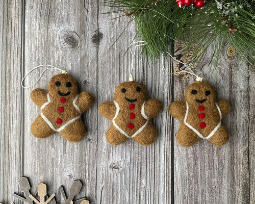 CHRISTMAS ORNAMENTS. Felt Ornaments - Felt Gingerbread. Holiday Ornaments. Ornaments Christmas.