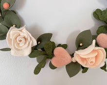 Load image into Gallery viewer, Valentines Decor. Felt Wreath. Valentines Felt Wreath. Winter Wreath. Felt Roses Wreath.
